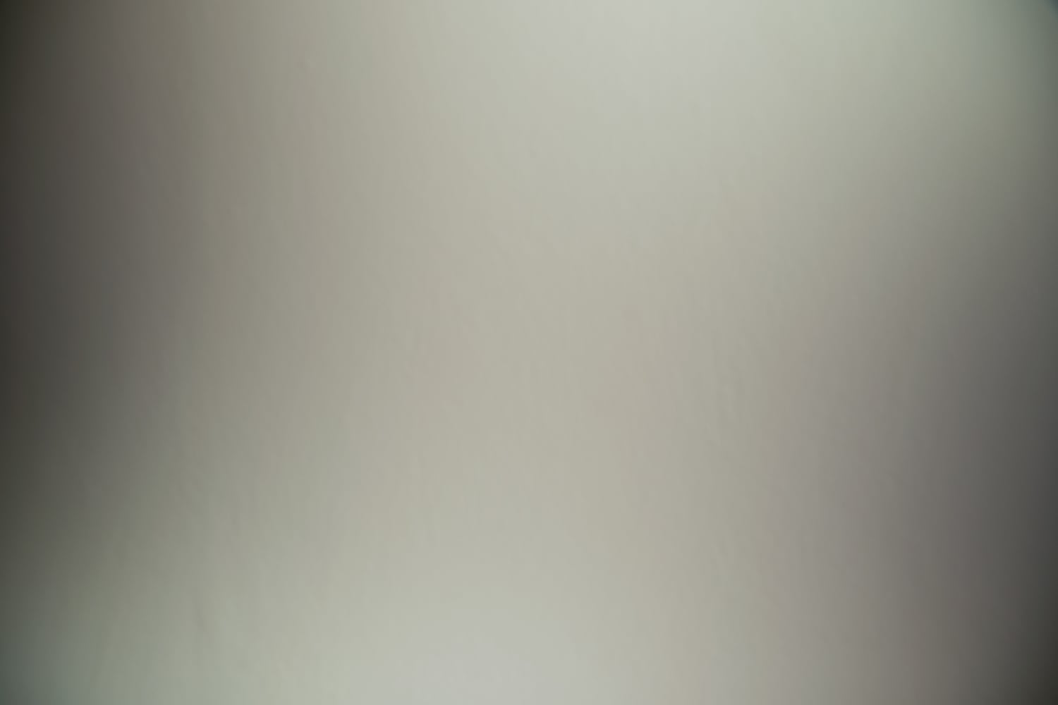 Vignetting and Colour Shift of the K&F Variable ND filter on a plain white background
